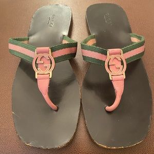 AUTHENTIC GUCCI GG WEB THONG SANDALS (USED)